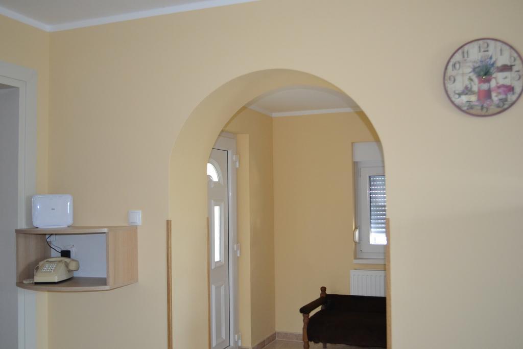 Apartman Anka Ratkovica Luaran gambar