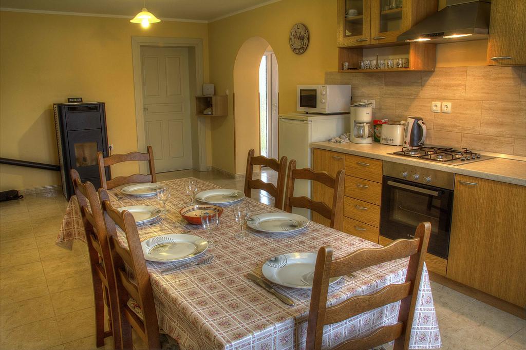 Apartman Anka Ratkovica Luaran gambar